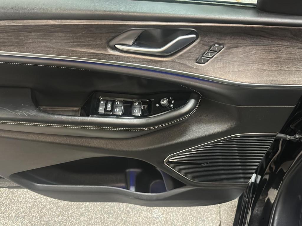 used 2021 Jeep Grand Cherokee L car, priced at $35,479