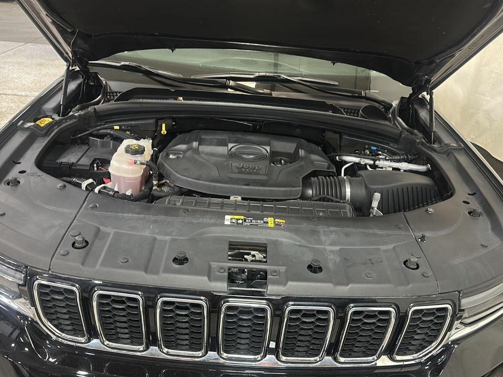 used 2021 Jeep Grand Cherokee L car, priced at $35,479