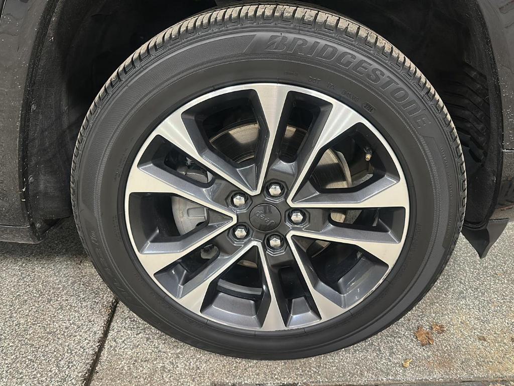 used 2021 Jeep Grand Cherokee L car, priced at $35,479