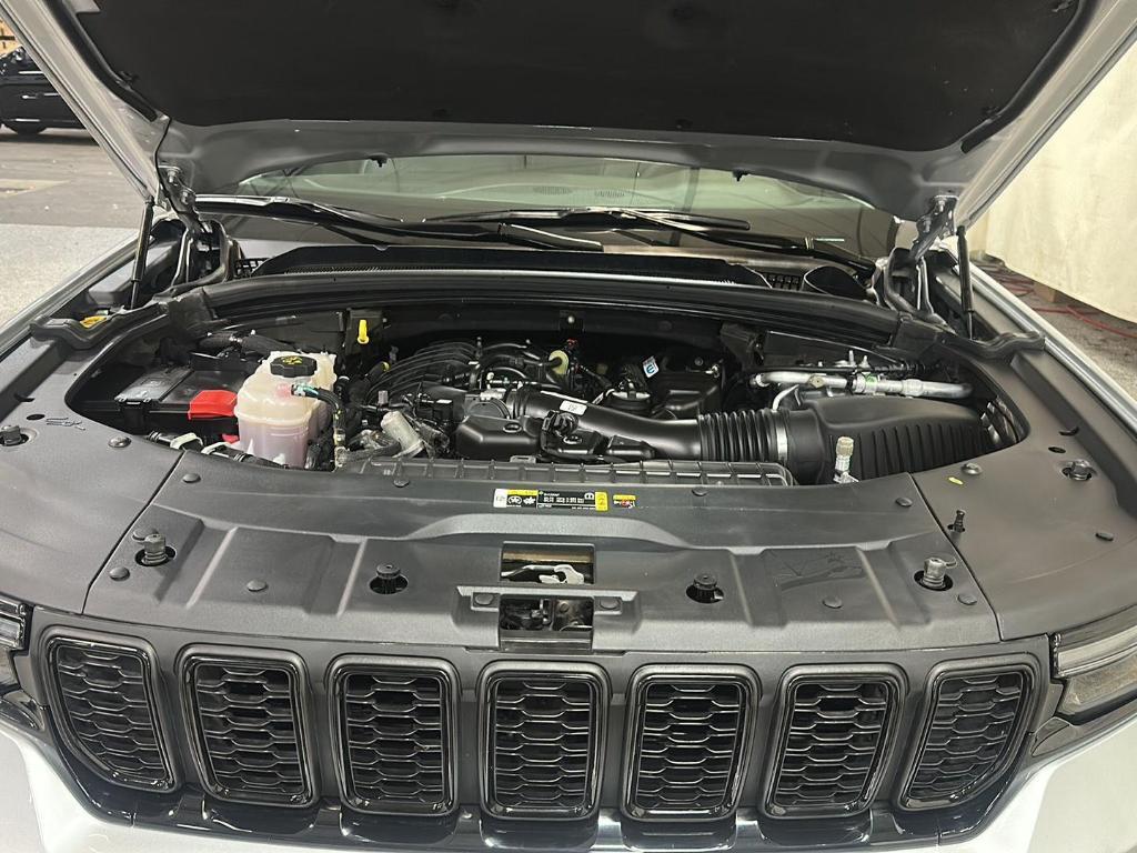used 2023 Jeep Grand Cherokee car, priced at $35,999