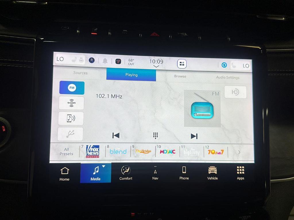 used 2023 Jeep Grand Cherokee car, priced at $35,999