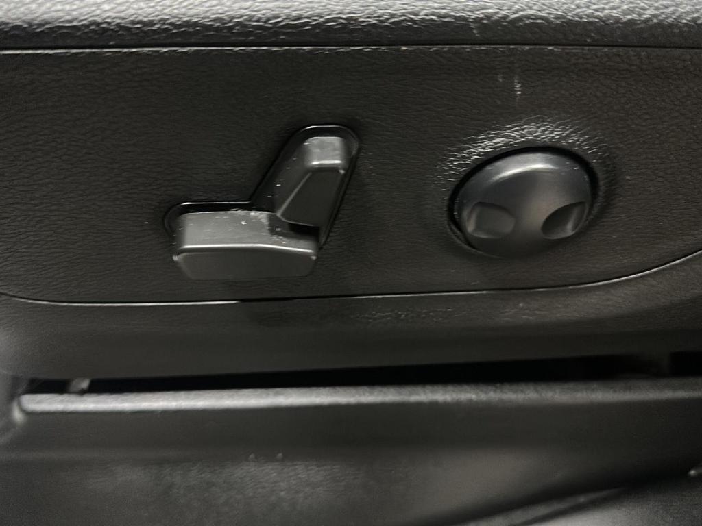 used 2022 Ram 1500 car, priced at $38,979