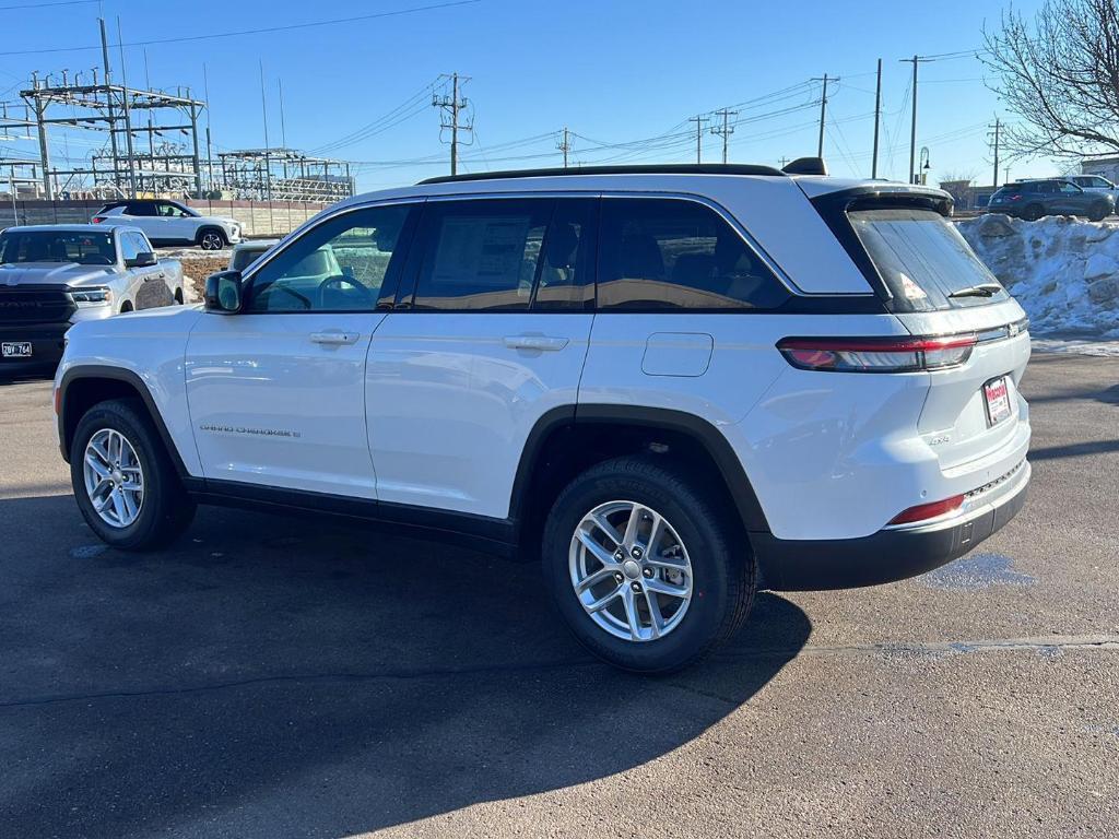 new 2025 Jeep Grand Cherokee car, priced at $39,961