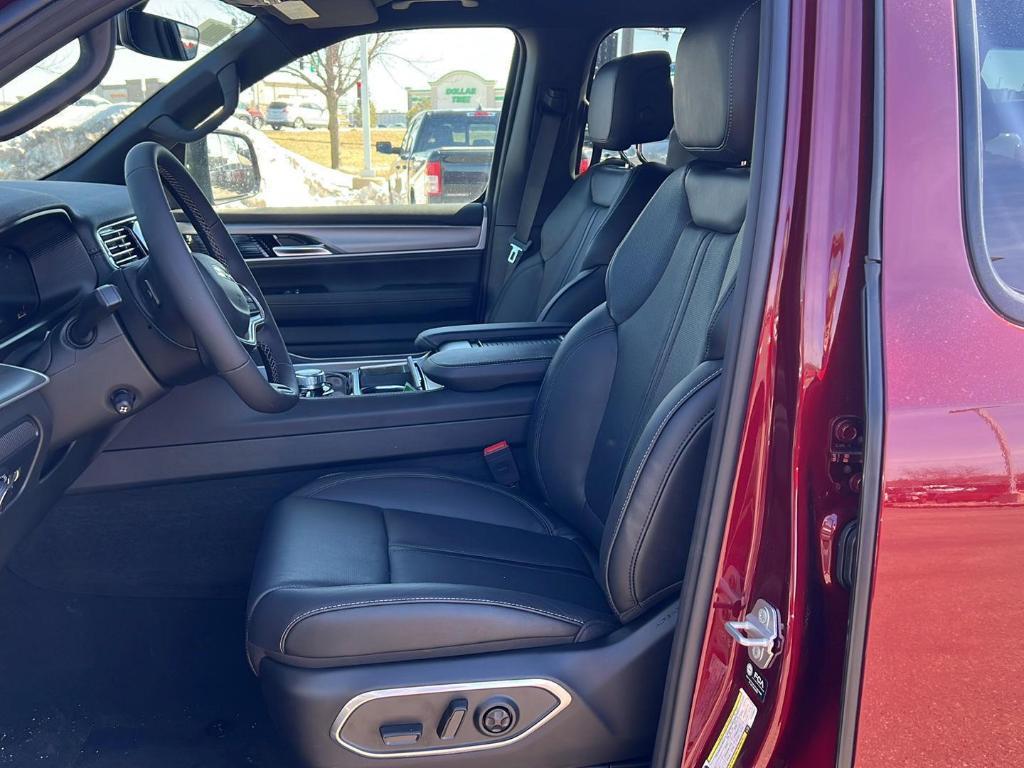 new 2026 Jeep Grand Wagoneer car, priced at $76,330