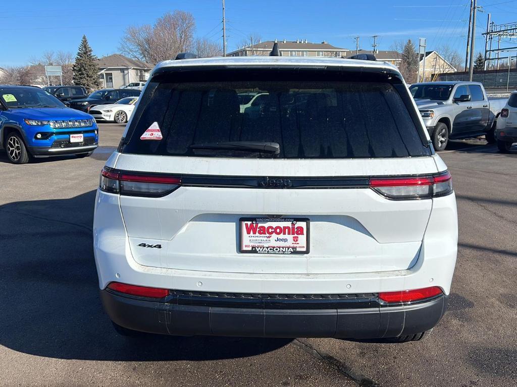 new 2025 Jeep Grand Cherokee car, priced at $43,454