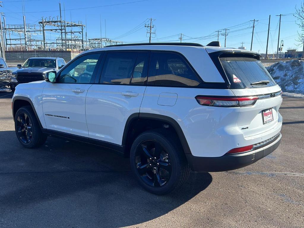 new 2025 Jeep Grand Cherokee car, priced at $43,454