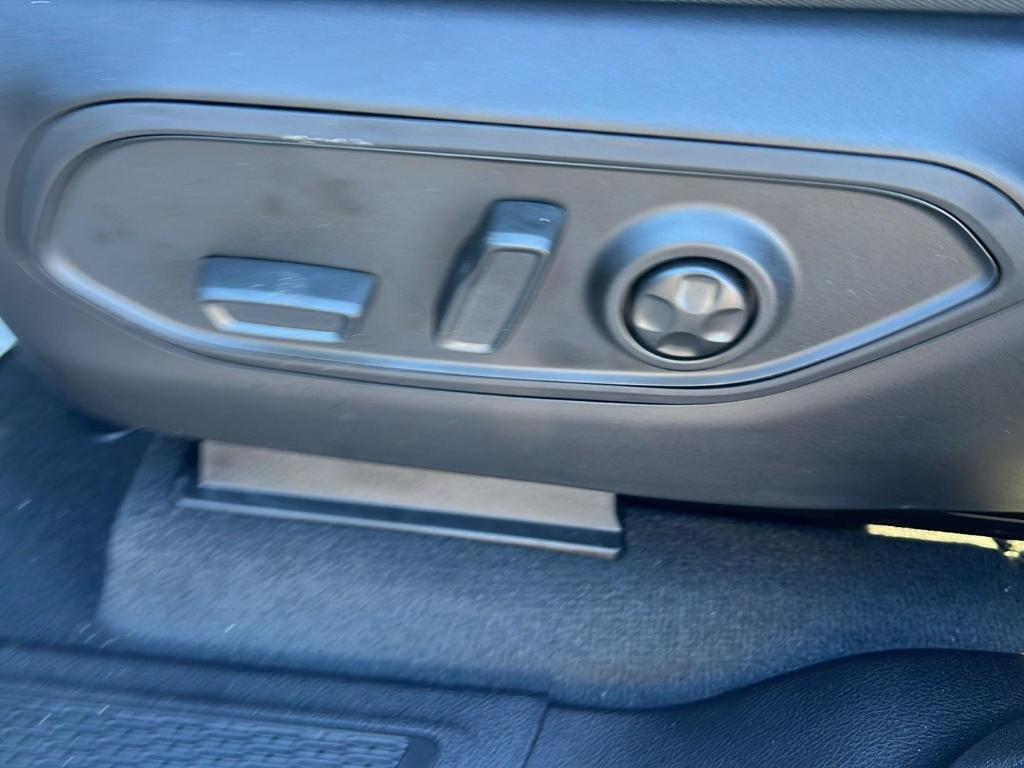 new 2025 Jeep Grand Cherokee car, priced at $43,454