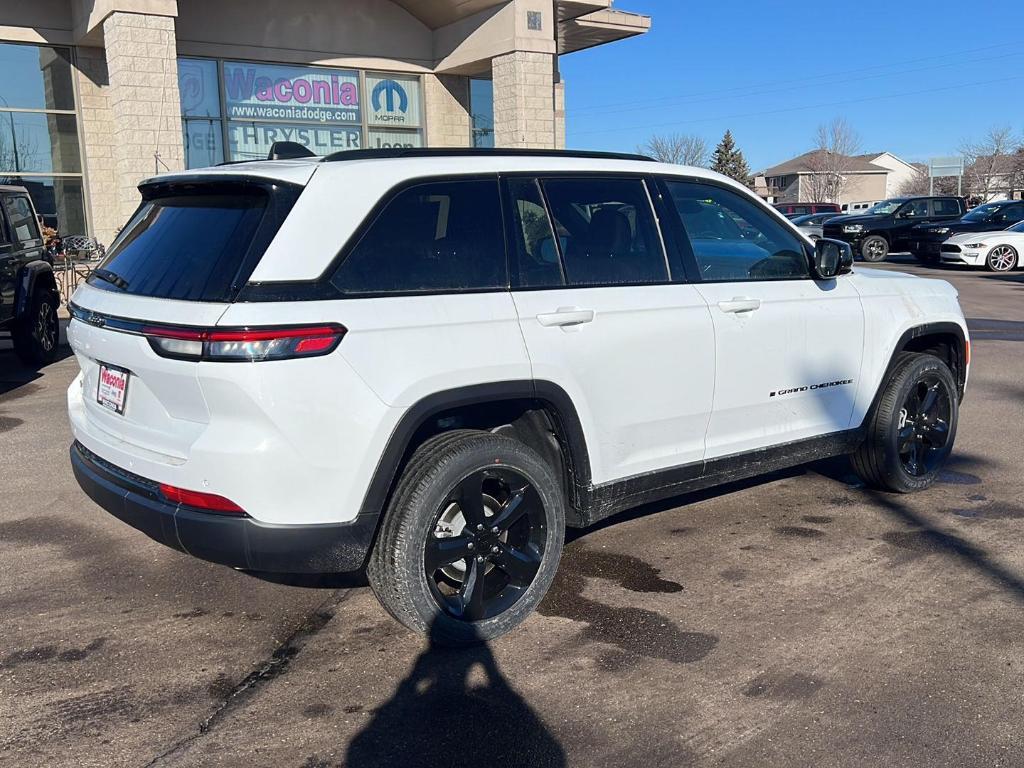 new 2025 Jeep Grand Cherokee car, priced at $43,454