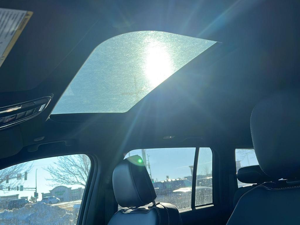 new 2025 Jeep Grand Cherokee car, priced at $43,454