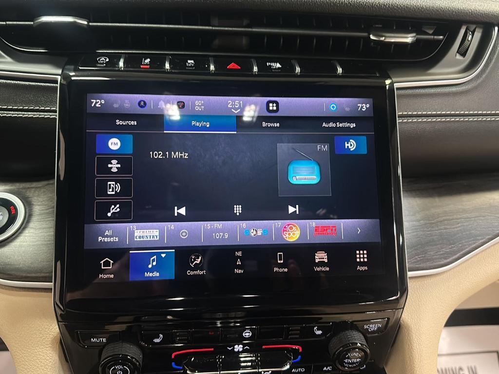 used 2023 Jeep Grand Cherokee car, priced at $32,999