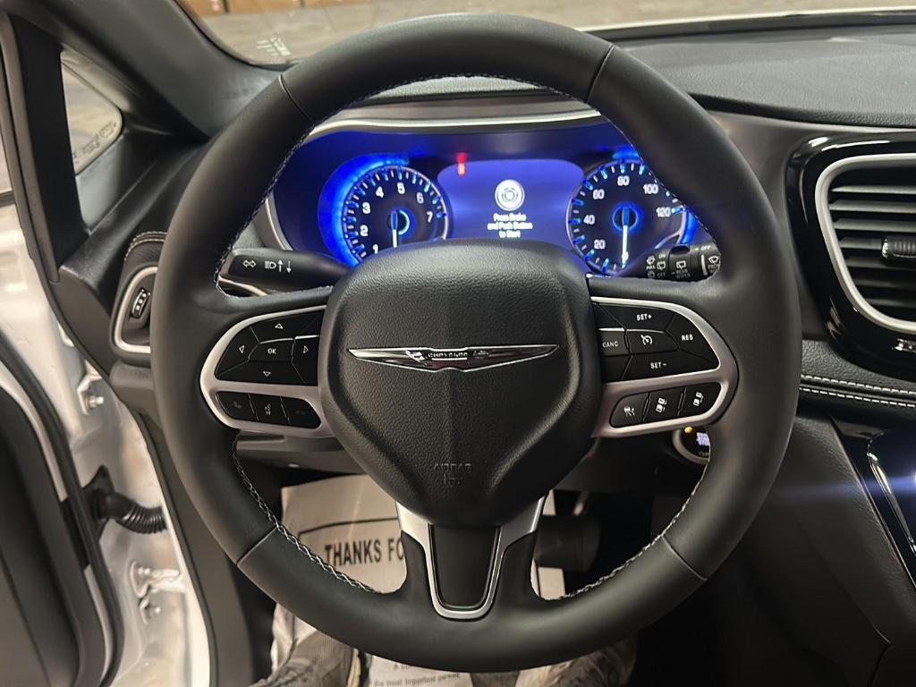 used 2025 Chrysler Pacifica car, priced at $37,979
