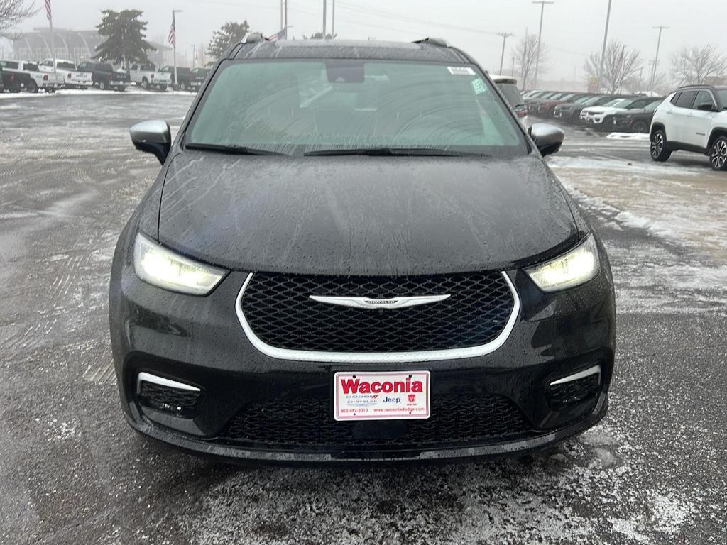 new 2026 Chrysler Pacifica car, priced at $55,420