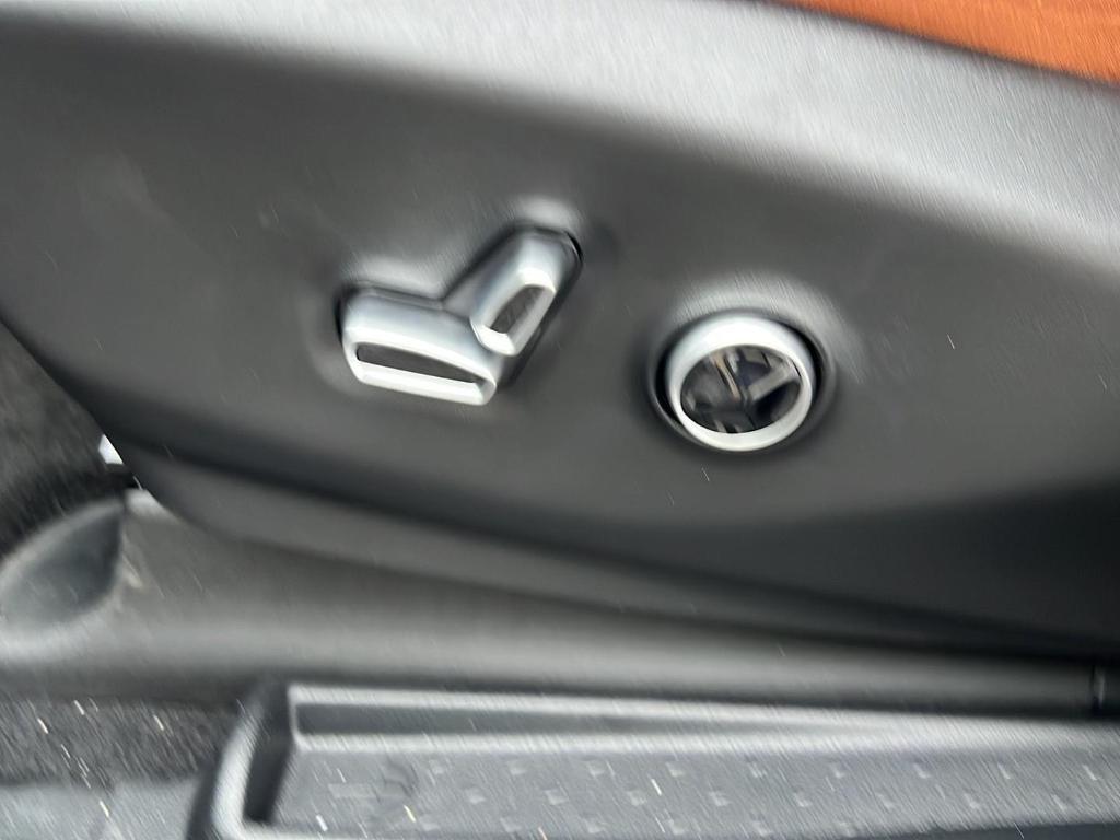 new 2026 Chrysler Pacifica car, priced at $55,420