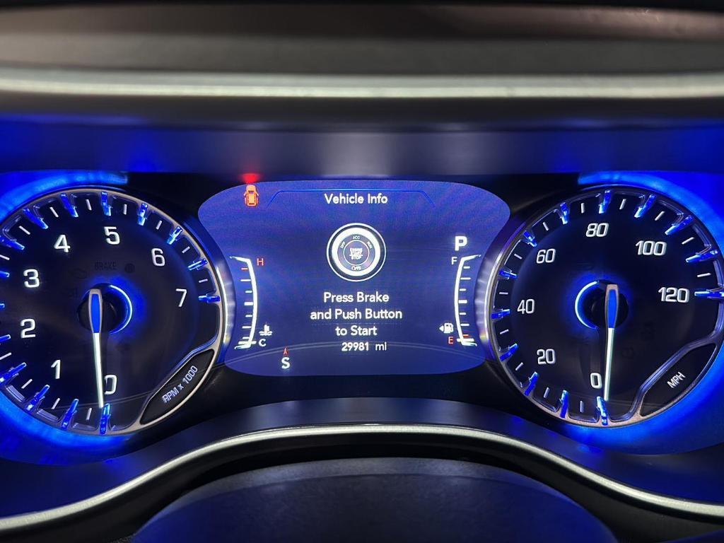used 2025 Chrysler Pacifica car, priced at $31,659