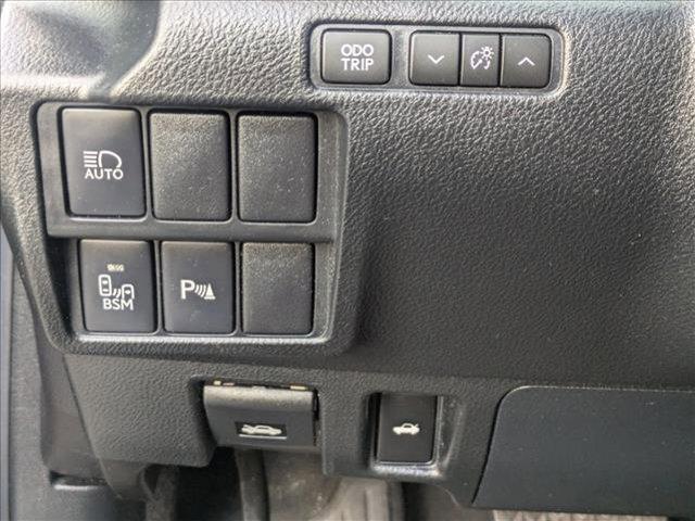 used 2019 Lexus IS 300 car, priced at $25,204