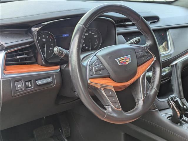 used 2021 Cadillac XT5 car, priced at $23,829