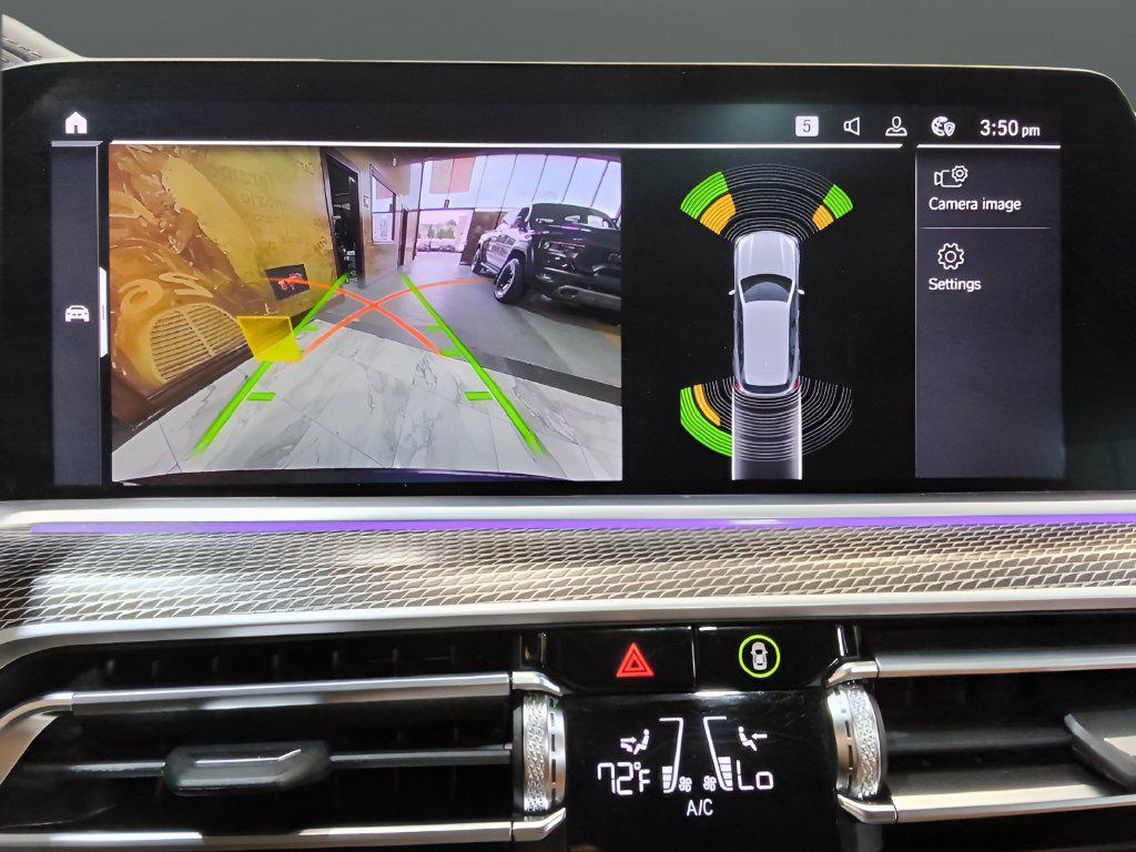 BMW X5 view 19