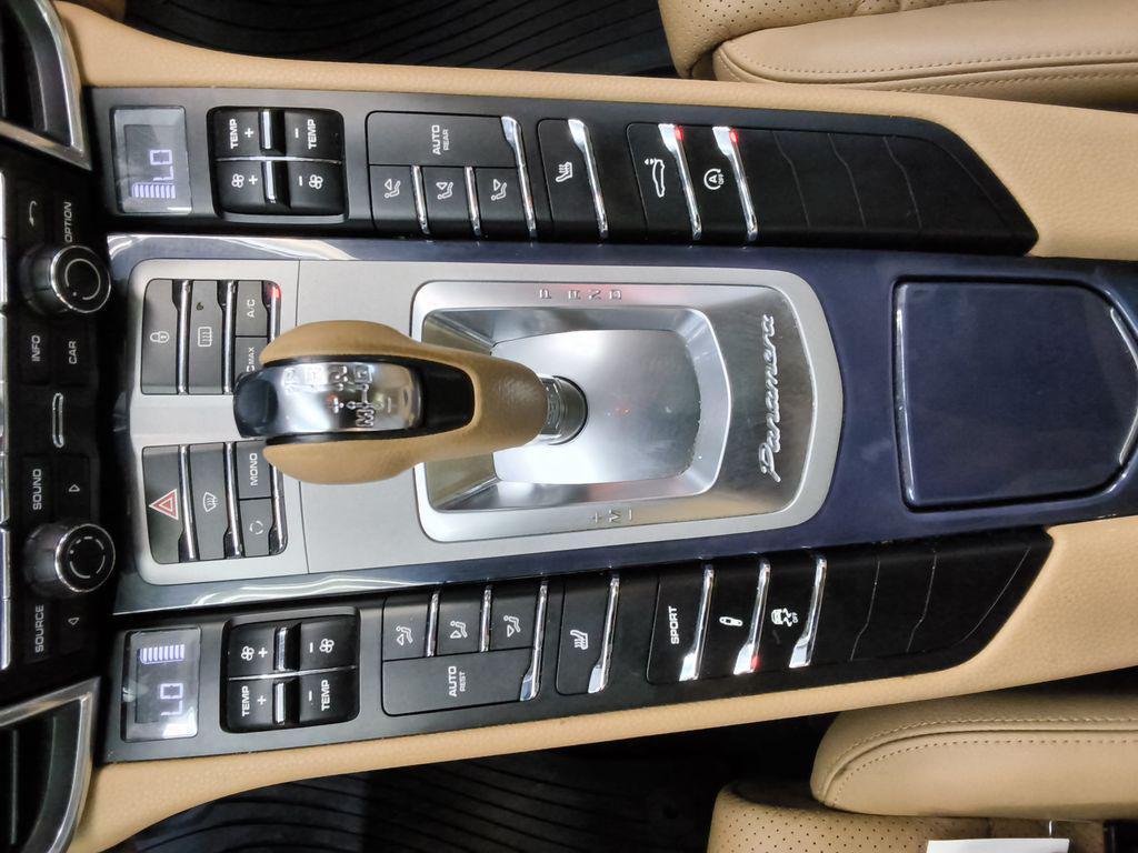 Porsche Panamera view 16