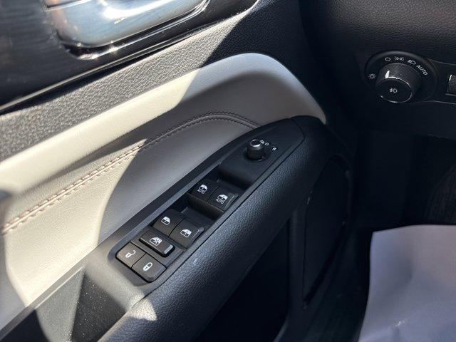 used 2025 Jeep Compass car, priced at $22,900