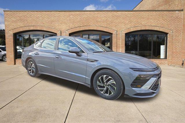 new 2026 Hyundai Sonata Hybrid car, priced at $29,944