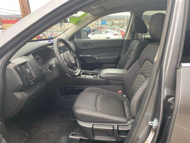 used 2024 Nissan Pathfinder car, priced at $30,995