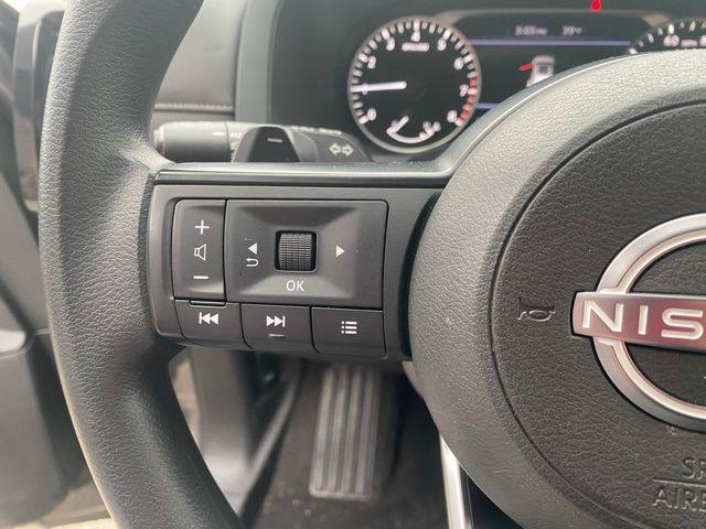 used 2024 Nissan Pathfinder car, priced at $30,995