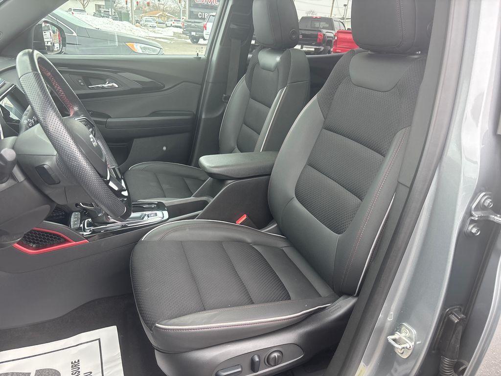 used 2023 Chevrolet TrailBlazer car, priced at $21,775
