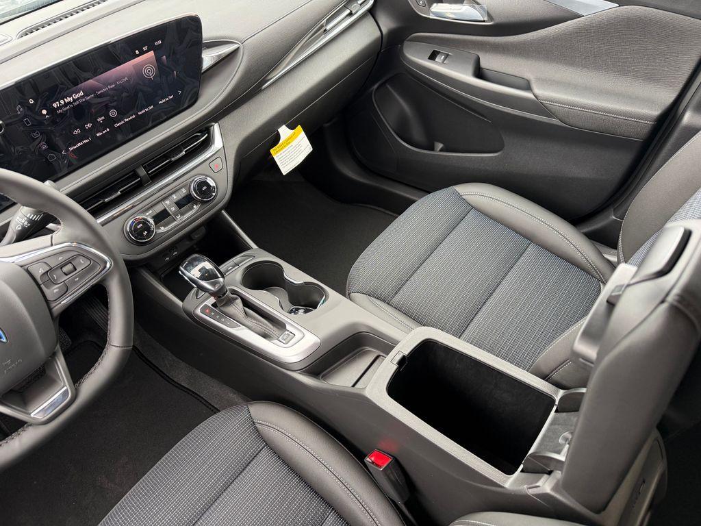 new 2026 Buick Envista car, priced at $27,006