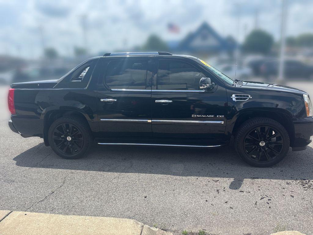 used 2007 Cadillac Escalade EXT car, priced at $15,249