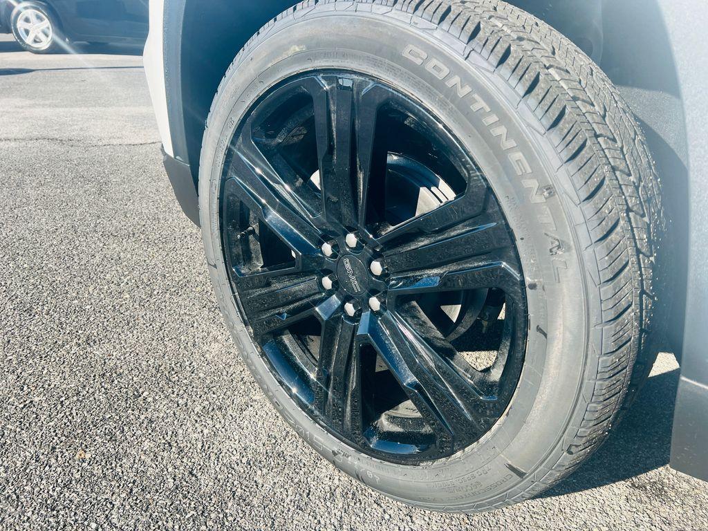 new 2026 GMC Acadia car, priced at $47,611