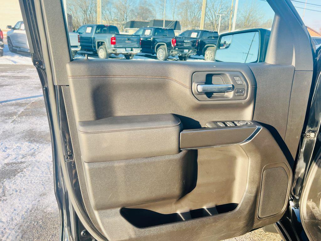 used 2021 GMC Sierra 1500 car, priced at $39,975