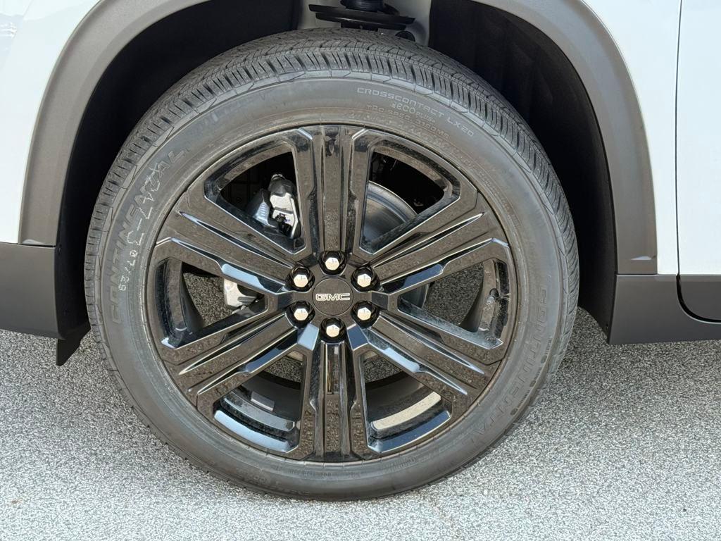 new 2026 GMC Acadia car, priced at $48,654