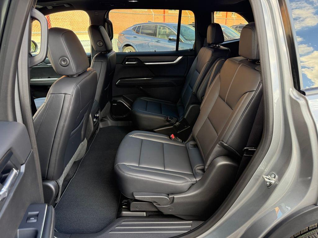 new 2026 GMC Acadia car, priced at $48,602