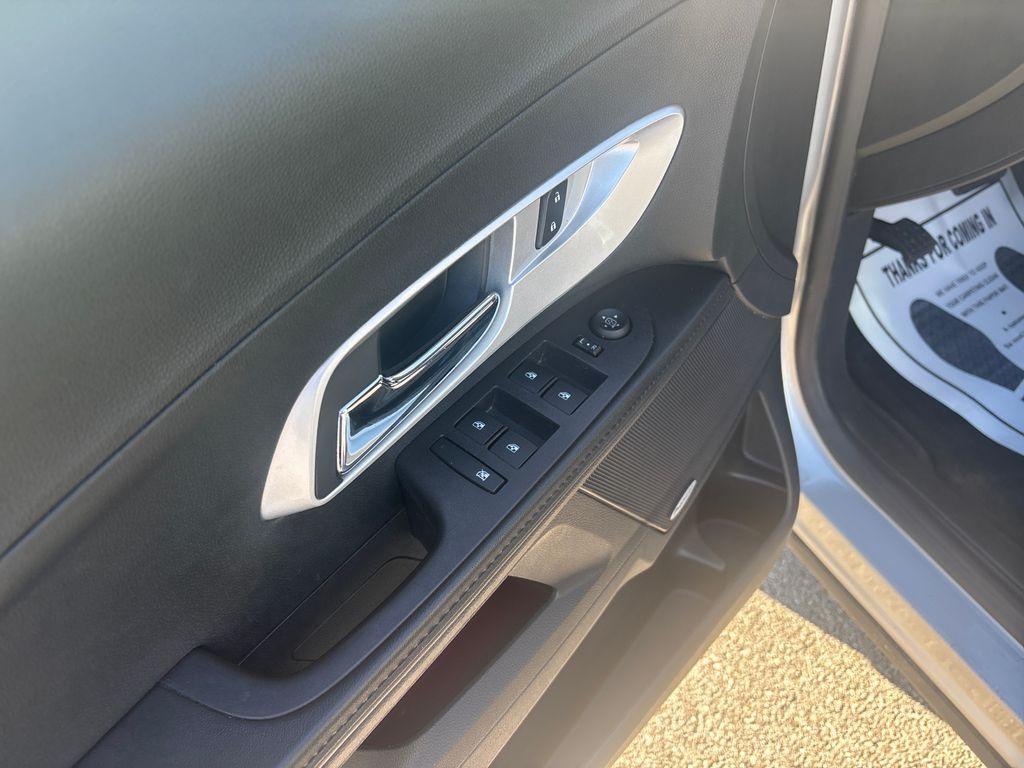 used 2016 Chevrolet Equinox car, priced at $11,775