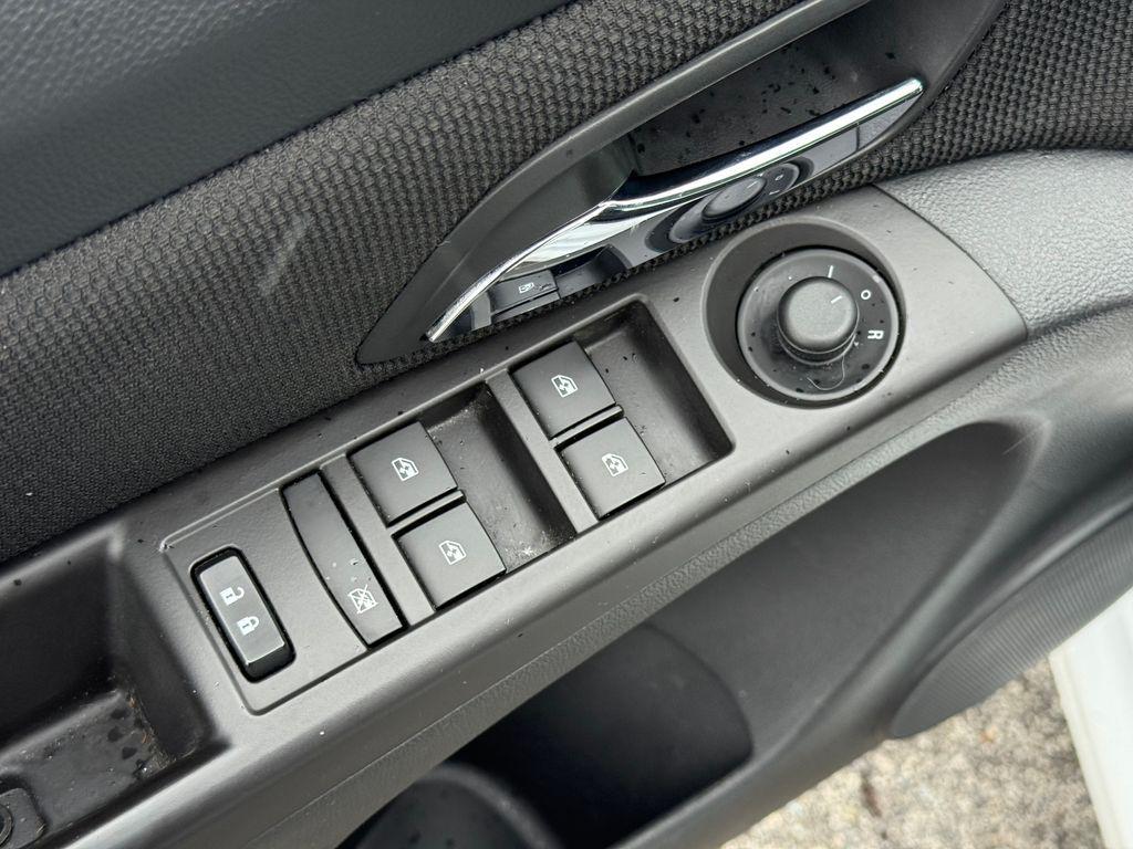 used 2016 Chevrolet Cruze Limited car, priced at $9,975