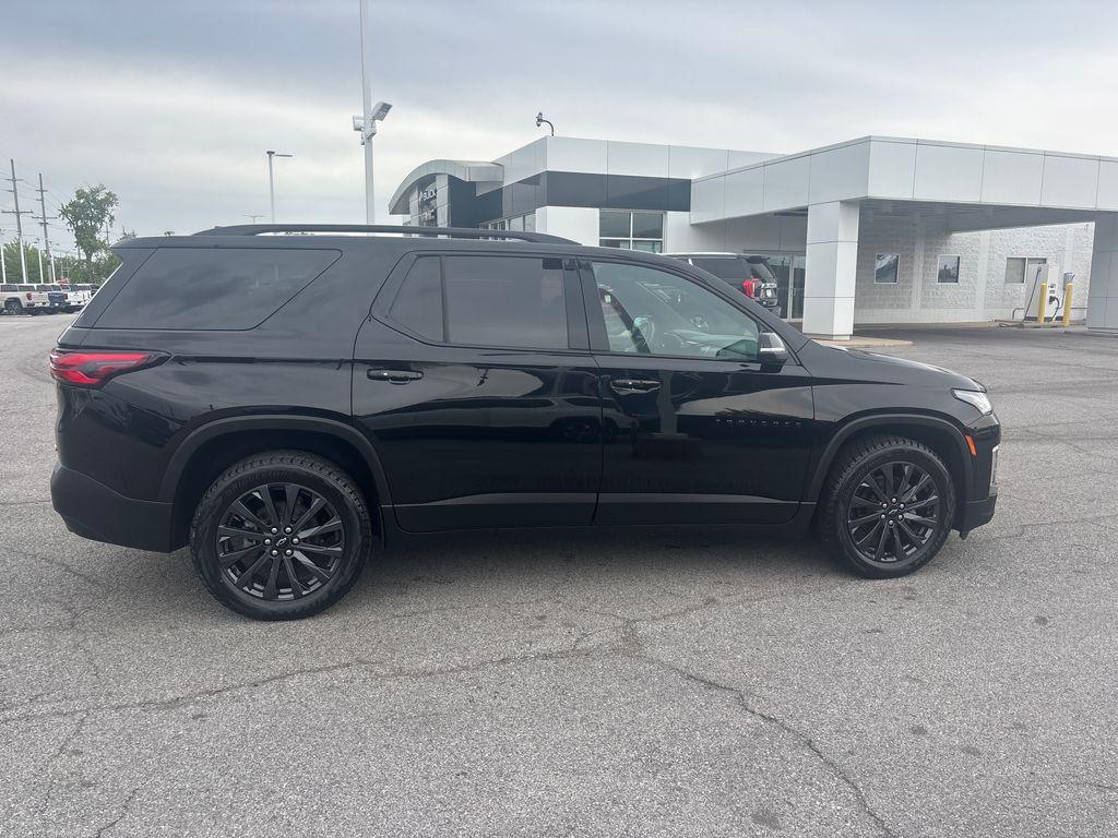 used 2023 Chevrolet Traverse car, priced at $39,226