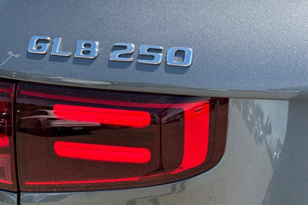 used 2026 Mercedes-Benz GLB 250 car, priced at $43,599