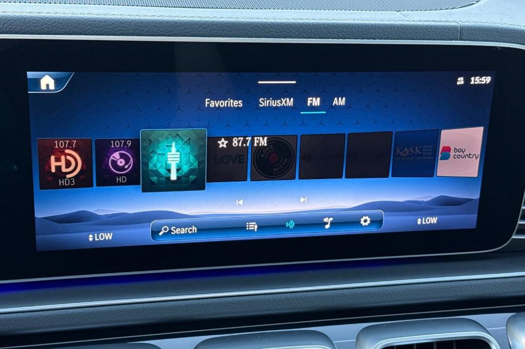 new 2025 Mercedes-Benz GLS 580 car, priced at $124,800