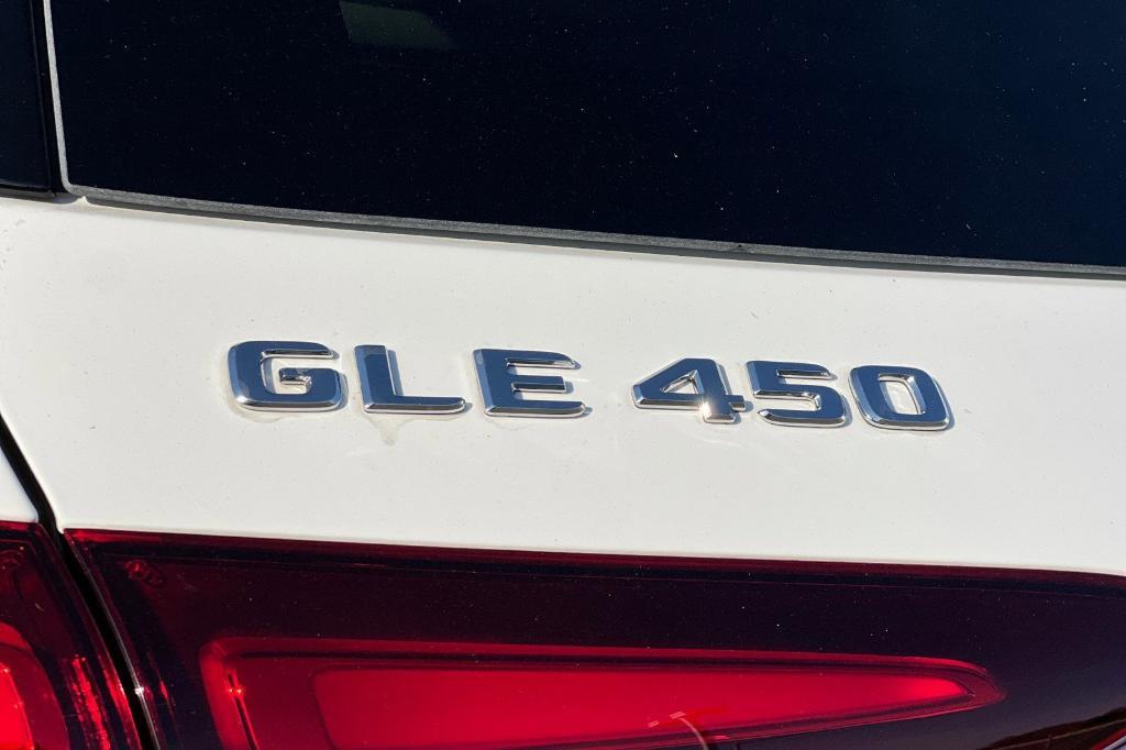 new 2026 Mercedes-Benz GLE 450 car, priced at $77,595