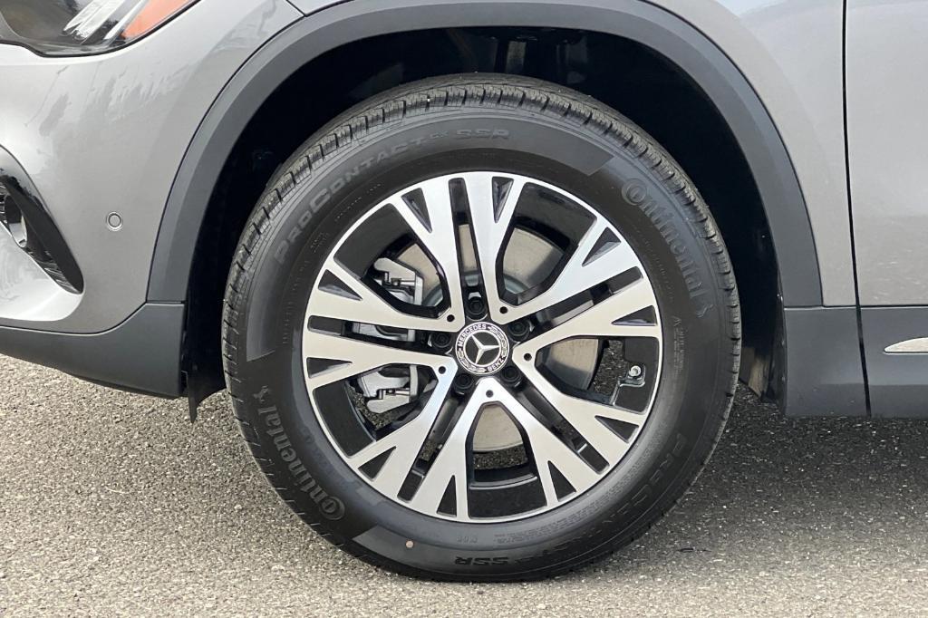 new 2026 Mercedes-Benz GLA 250 car, priced at $50,195