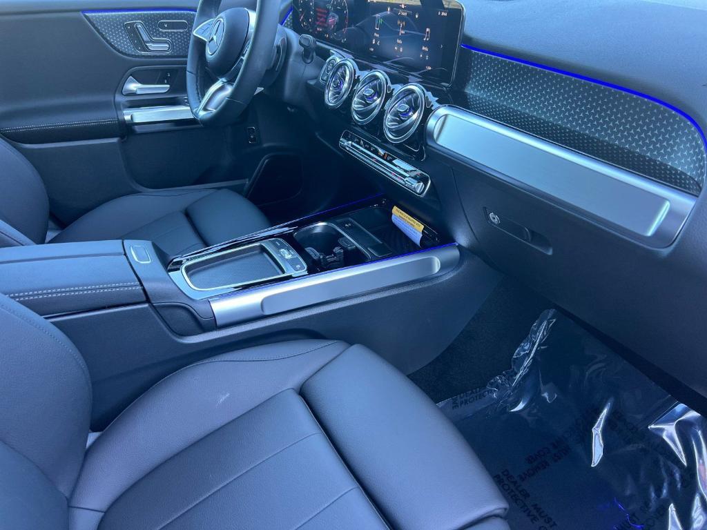 new 2026 Mercedes-Benz GLB 250 car, priced at $51,835