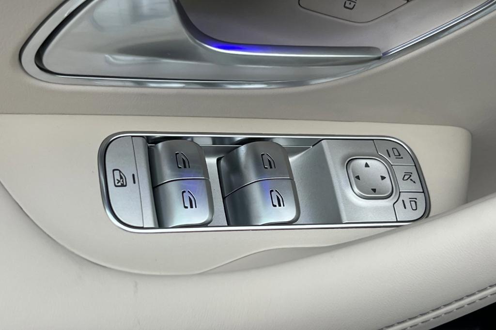 new 2026 Mercedes-Benz AMG GLE 53 car, priced at $109,860