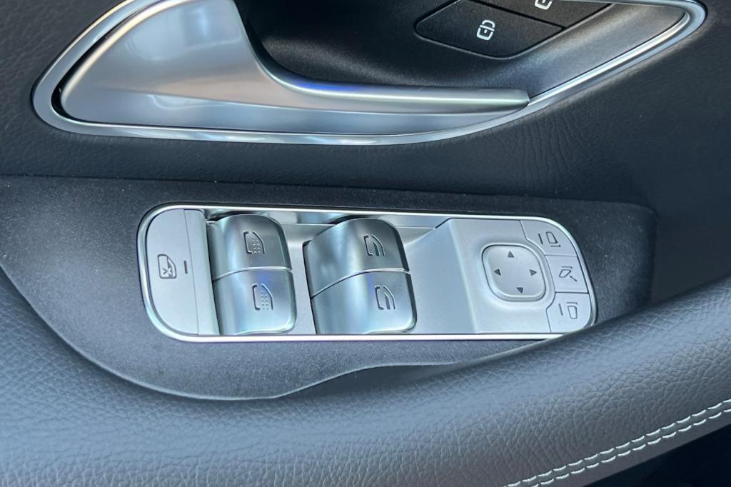 new 2026 Mercedes-Benz GLS 450 car, priced at $97,065