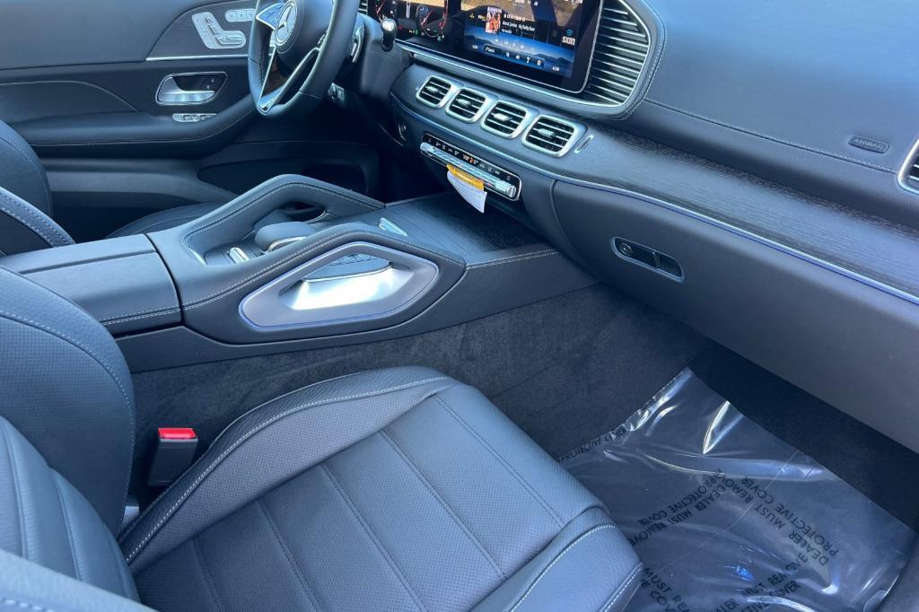 new 2026 Mercedes-Benz GLS 450 car, priced at $97,065