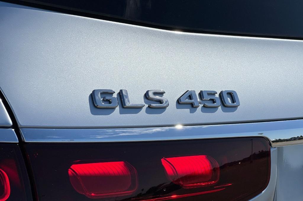 new 2026 Mercedes-Benz GLS 450 car, priced at $97,065