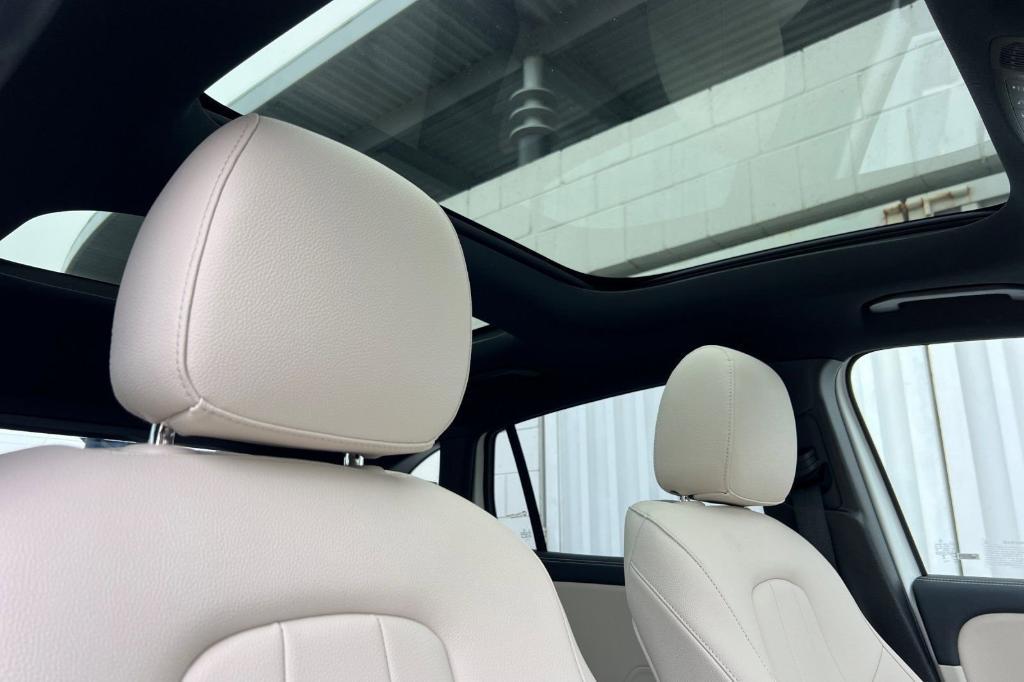 used 2026 Mercedes-Benz GLA 250 car, priced at $42,984