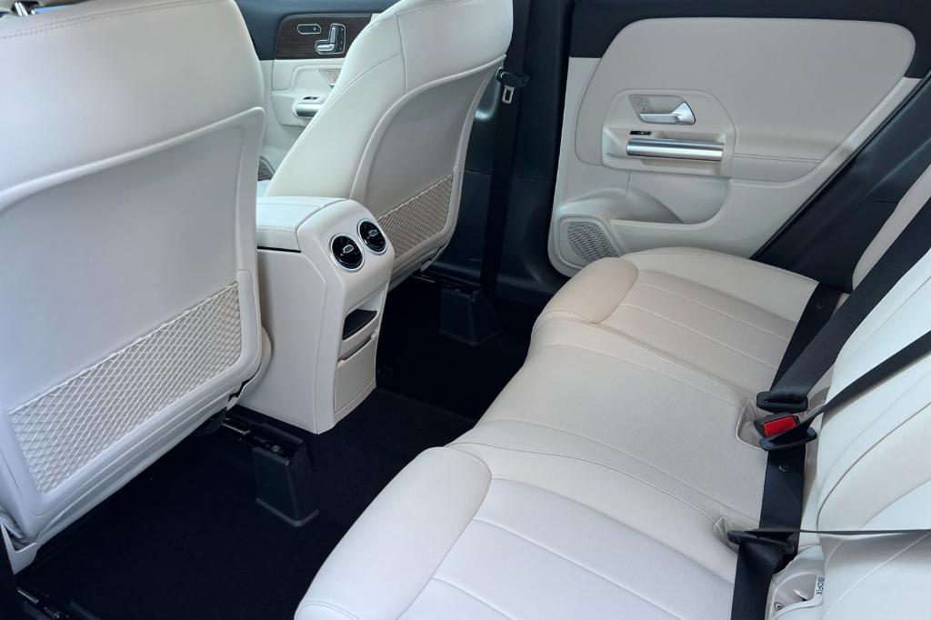 used 2026 Mercedes-Benz GLA 250 car, priced at $41,730