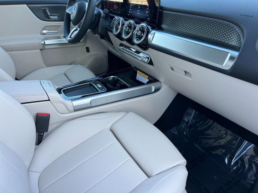 new 2026 Mercedes-Benz GLB 250 car, priced at $50,090