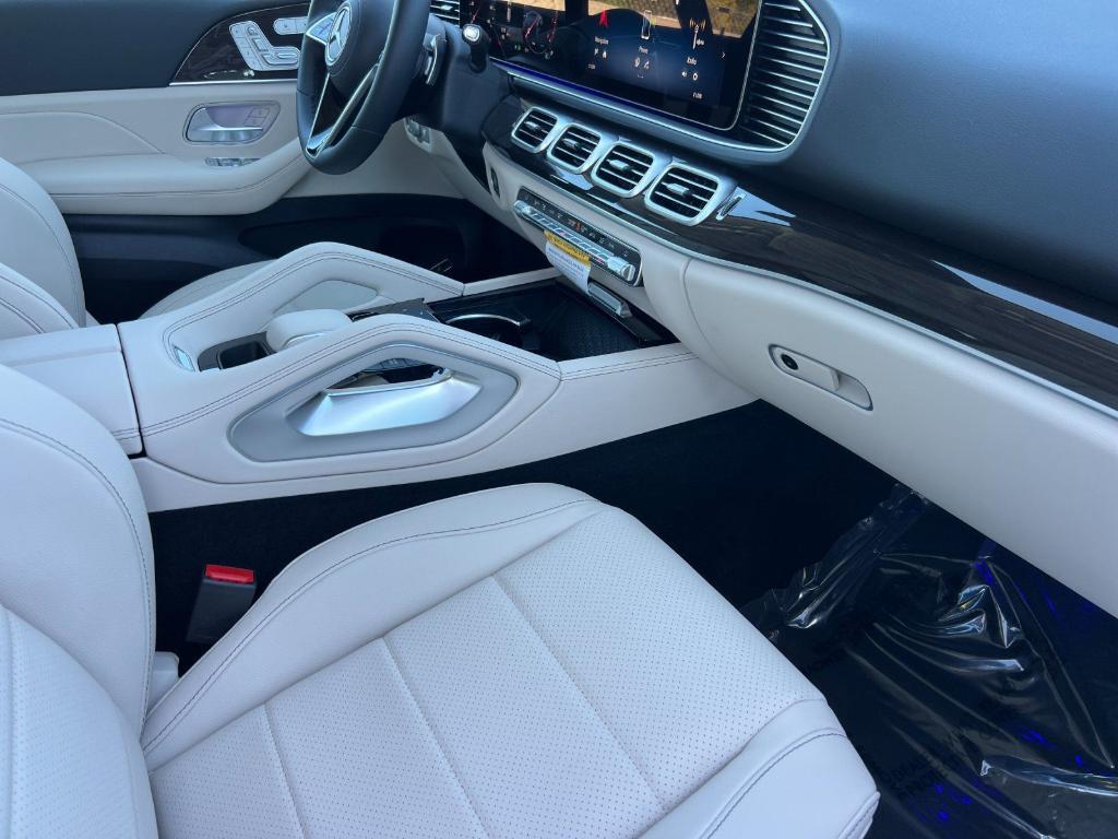new 2026 Mercedes-Benz GLE 450 car, priced at $79,220