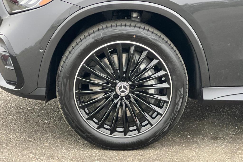new 2026 Mercedes-Benz GLC 300 car, priced at $59,430